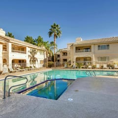 Resort style condo in Scottsdale