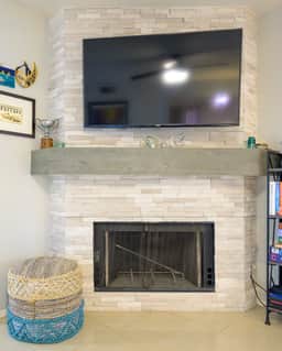 Furnished Vacation Condo in the Middle of Scottsdale - Image 3