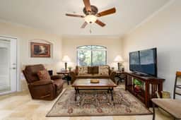 Great Location in North Scottsdale w/ tons of amenities! - Image 3