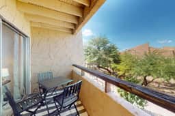 Central Scottsdale Location w/ Heated Pool & Spa - Image 3