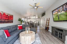 Gated! 3/2 Pool, Bbq, Fire-Table! License #2034087 - Image 4