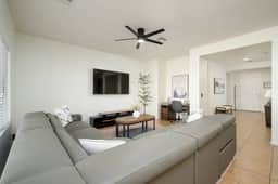 Casa Stetson w/ heated pool, spa, bar/bbq! - Image 2