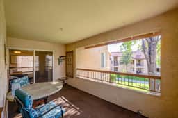 Resort style condo in Scottsdale - Image 2