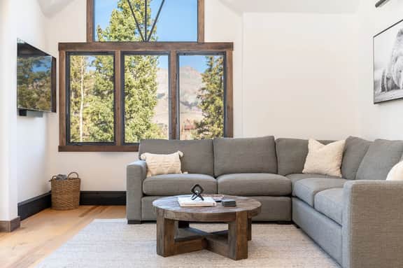 Direct Ski In/Out Private Single Family; Brand New 10 Person Hot-Tub! - Image 3