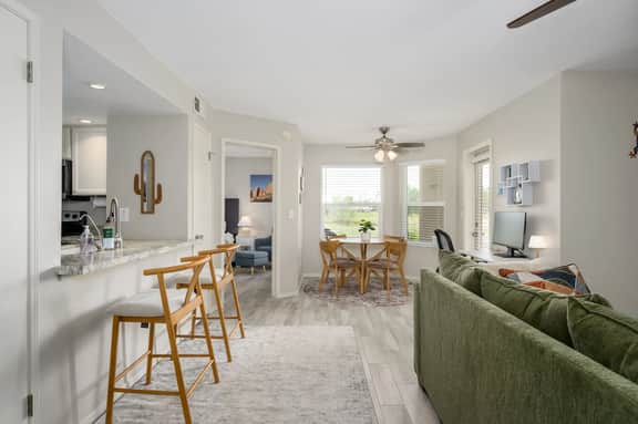 Nicely appointed condo on the golf course and running/biking path! - Image 4