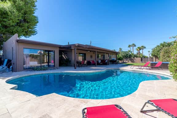 Casa De Palms - Optional heated pool, spa, putting green, pool table! - Image 5
