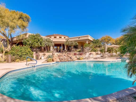 You will not be disappointed! Modern, Beautiful spacious living in Grayhawk! - Image 2