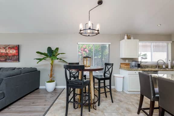 Gated! 3/2 Pool, Bbq, Fire-Table! License #2034087 - Image 5