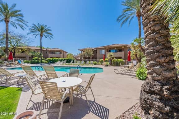 Two comfortable Master Suites close to all Scottsdale has to offer! - Image 3