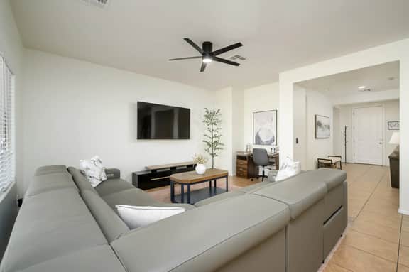 Casa Stetson w/ heated pool, spa, bar/bbq! - Image 2