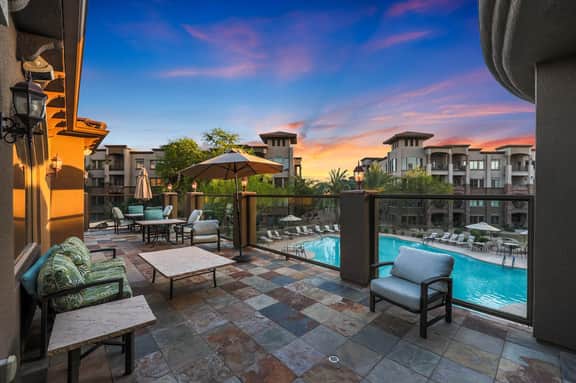 Resort living in Desert Ridge close to Mayo Hospital - Image 4