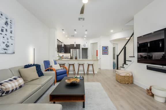 Remodeled modern north Scottsdale Town Home! - Image 3