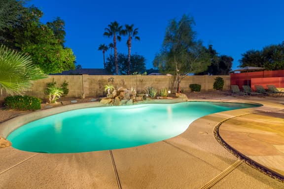 Single family in North Scottsdale with huge lot, private pool and spa! - Image 1