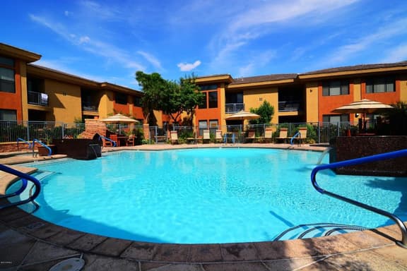 North Scottsdale Resort Like Living, Close to EVERYTHING! - Image 1